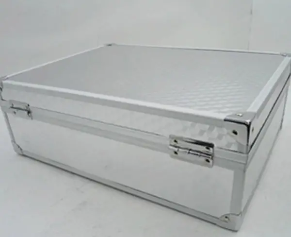 合肥铝箱中怎么挑选出好的铝合金拉杆箱呢？